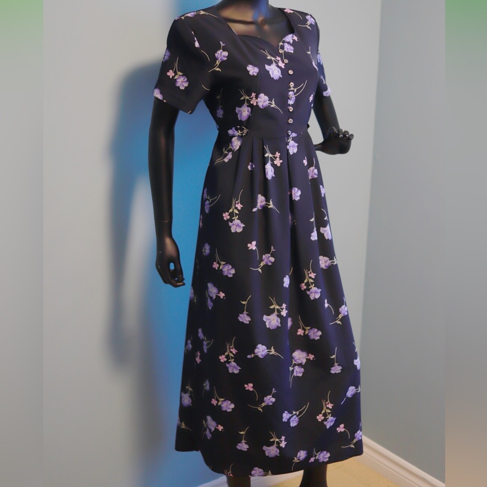 Northern Traditions floral tie-waist dress